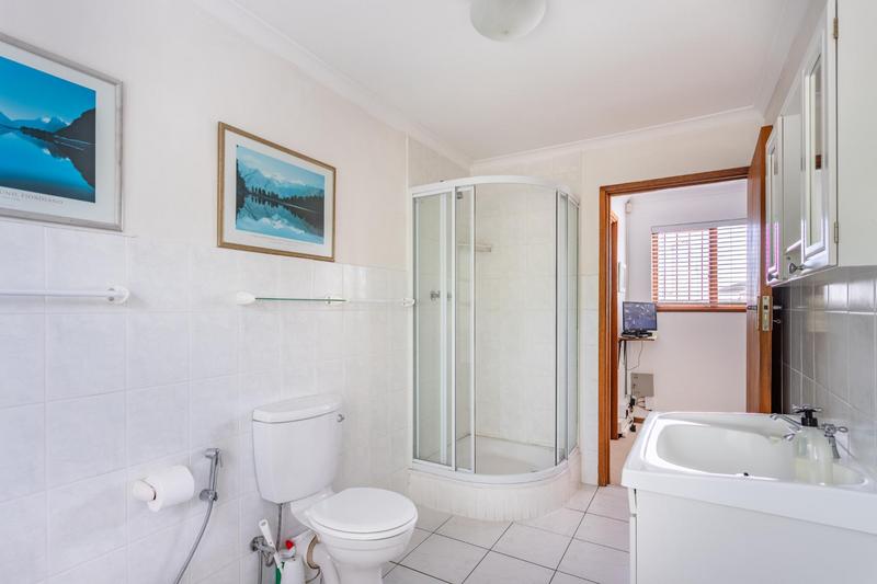 5 Bedroom Property for Sale in Pinelands Western Cape